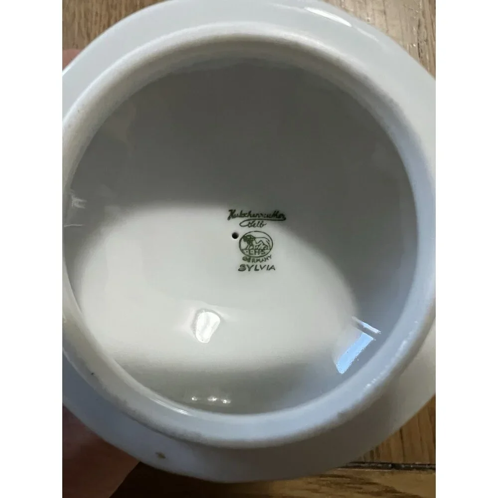 Porcelain Hutschenreuther Gelb LHS Sugar Bowl Bavaria‎ Germany 5 Inch Tall